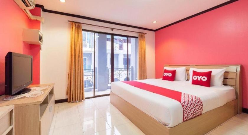 Oyo 75327 Diyana Residence Pattaya Luaran gambar